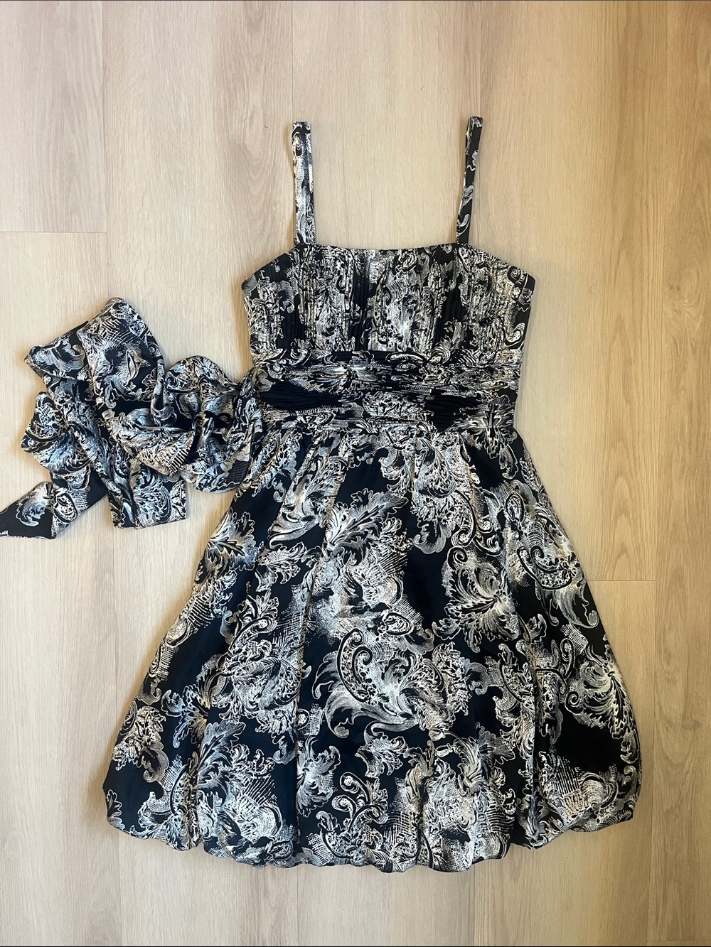 BCBGMAXAZRIA Vintage 90’s/Y2K Silk Paisley Baroque Fairy Party Dress Size 0